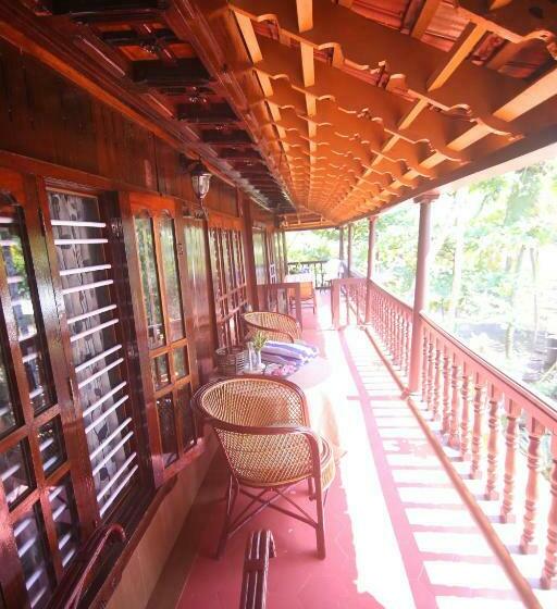 Quarto Superior, Varkala Marine Palace
