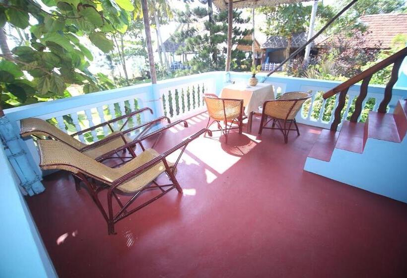 اتاق اکونومی, Varkala Marine Palace