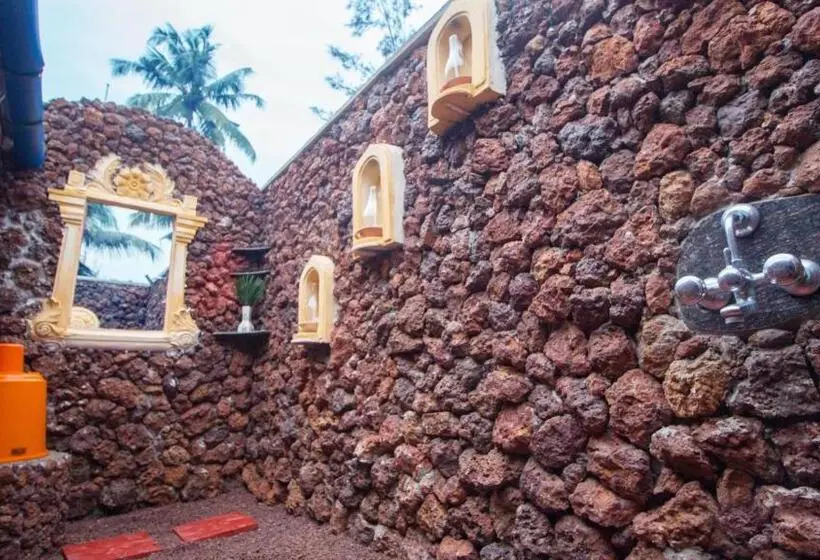 オーシャンビューのスーペリアトリプルルーム, Varkala Marine Palace