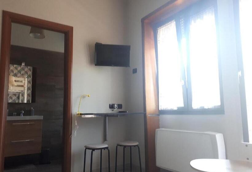 اتاق خانوادگی, B&b Papa Leone Countryrooms