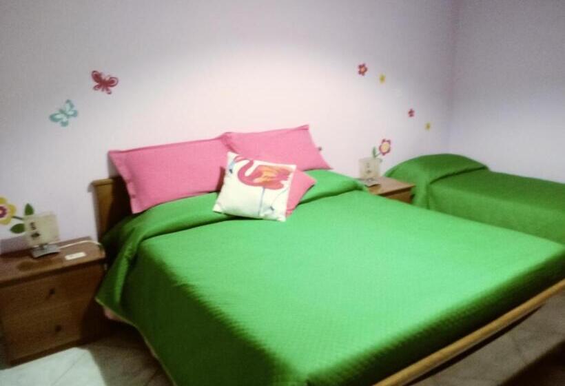 带共用浴室的标准房间, La Corte Dei Morra