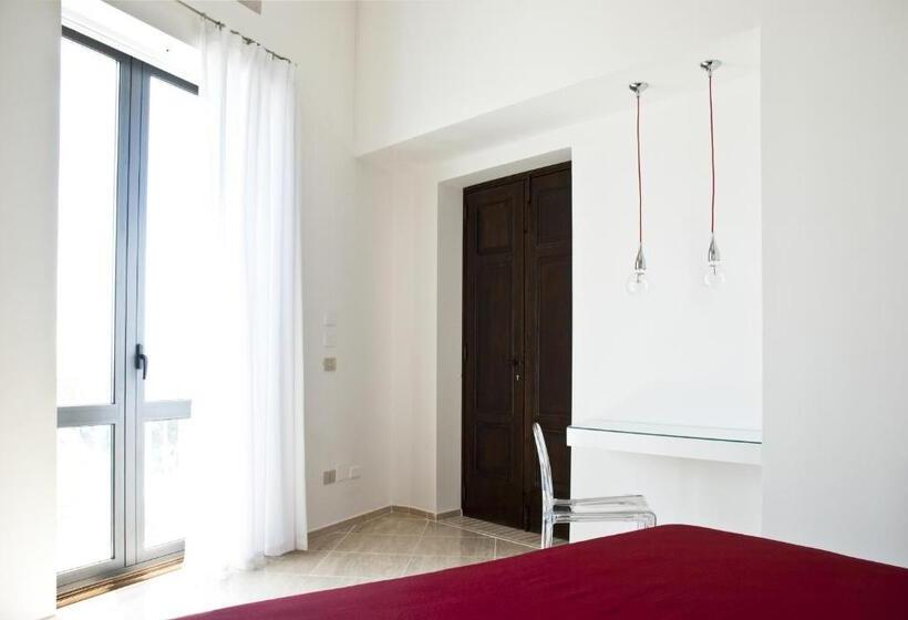 اتاق سوپریور با چشمانداز دریا, Nisí