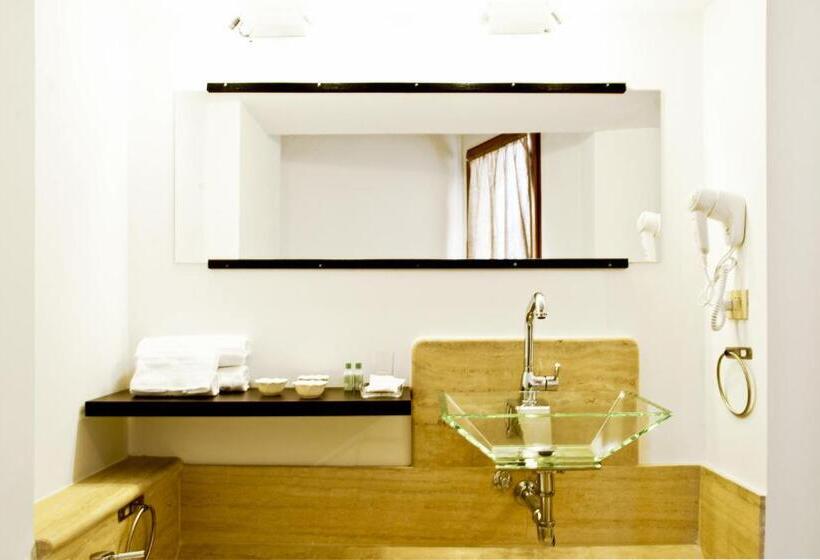 اتاق استاندارد, Nisí