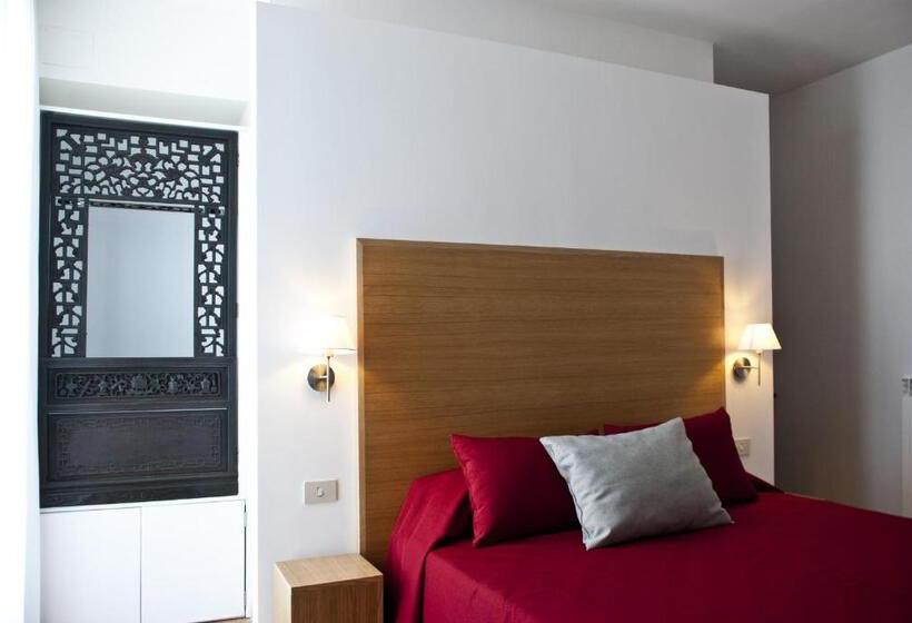 اتاق لوکس با چشمانداز دریا, Nisí