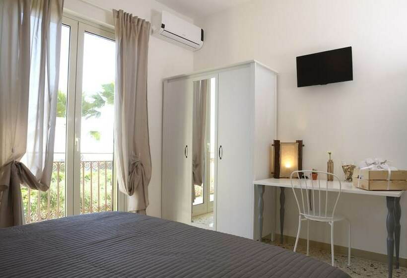 Номер Стандарт с Балконом, Villa Lekythos