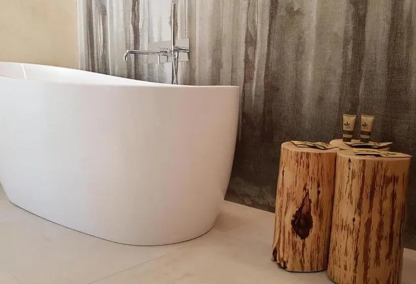 Suite con Idromassaggio, Villa Lekythos