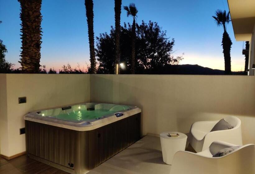 Люкс с гидромассажем, Villa Lekythos