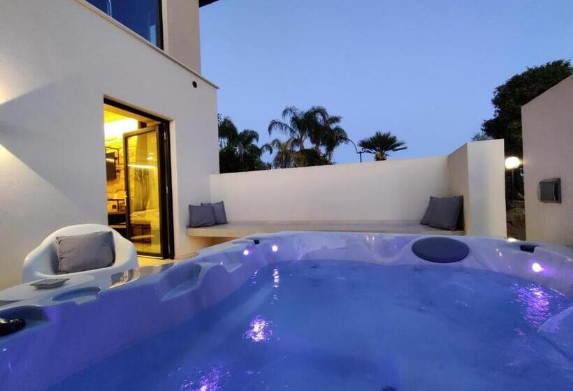 Люкс с гидромассажем, Villa Lekythos