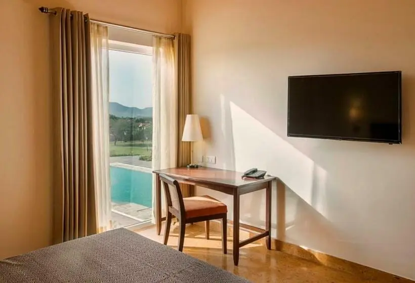 デラックスルーム, Dera Masuda Luxury Resort