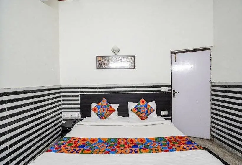 Chambre Deluxe, Fabhotel Sarwan