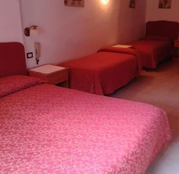 スタンダード４人部屋, Albergo Garnì Cavento