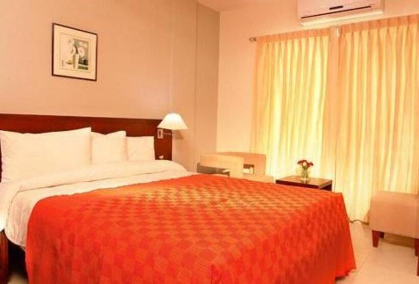 جناح ديلوكس, Broad Bean Cochin