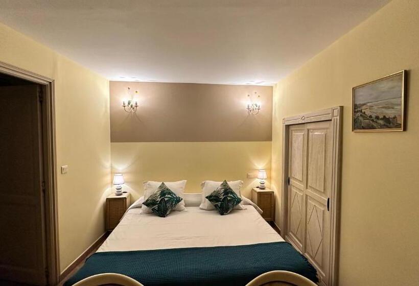 Номер Стандарт, Colomba Hôtel Centre Ville Historique