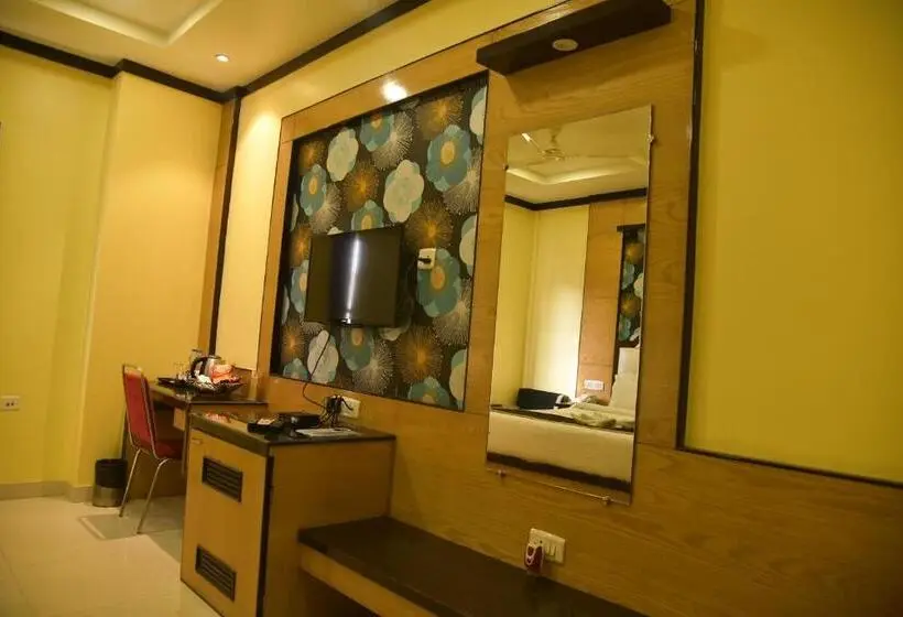 Deluxe-huone, Sonar Tori Agartala