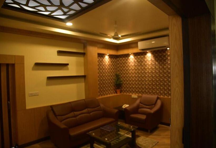 スイート, Sonar Tori Agartala