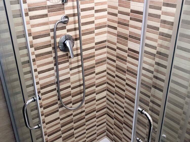 Номер Комфорт, Il Giardino Di Adriana B&b