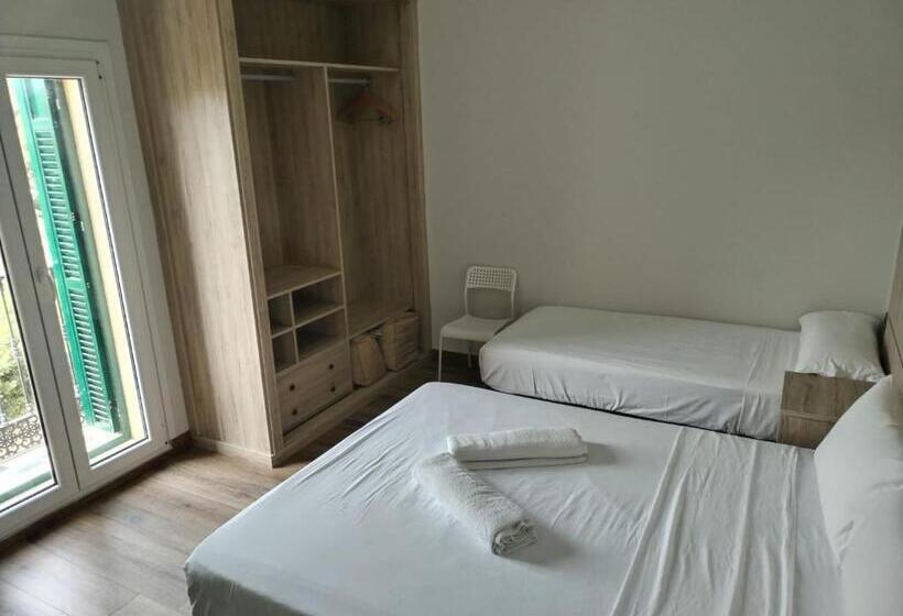 اتاق استاندارد سه نفره, Melilla Centro