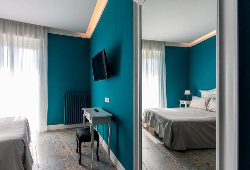 Полулюкс, Art Hotel Ventaglio