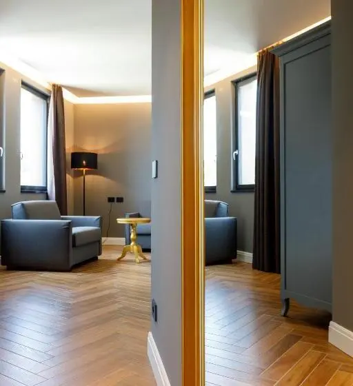 Deluxe-sviitti, Art Hotel Ventaglio