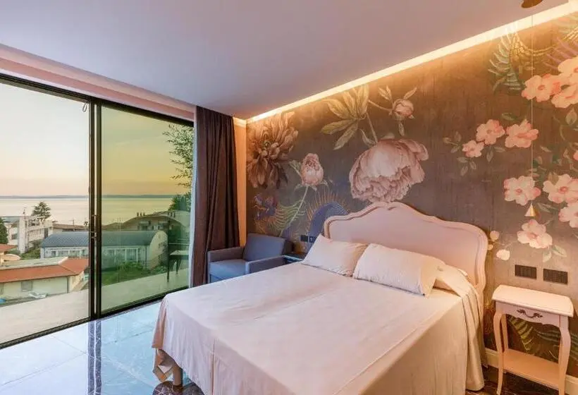 Standard-huone Järvinäkymä, Art Hotel Ventaglio