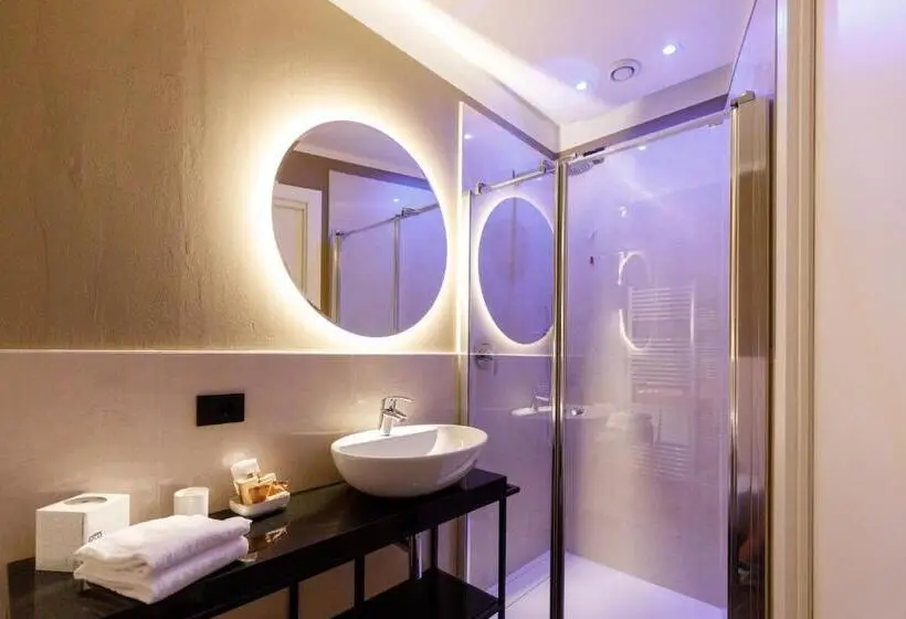 Standard-huone Järvinäkymä, Art Hotel Ventaglio