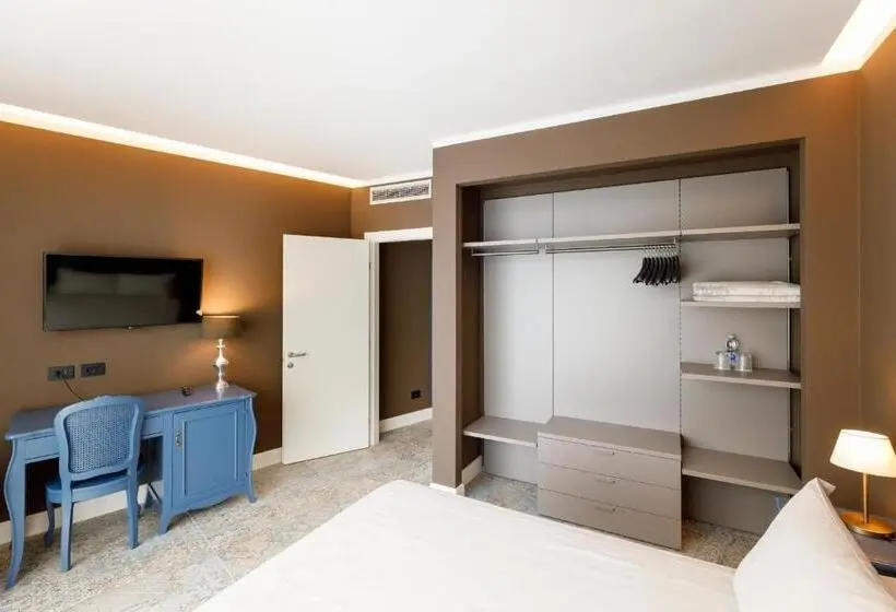 Juniorsviitti Järvinäkymä, Art Hotel Ventaglio