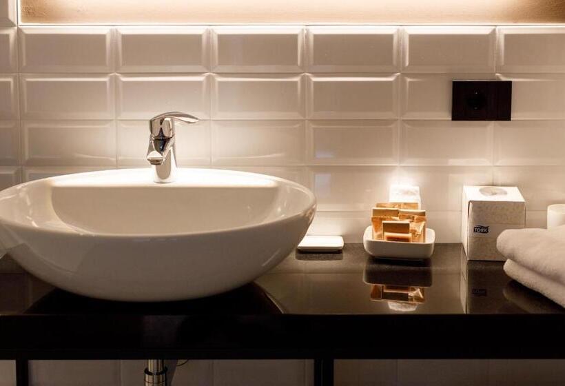 Полулюкс Вид на Озеро, Art Hotel Ventaglio