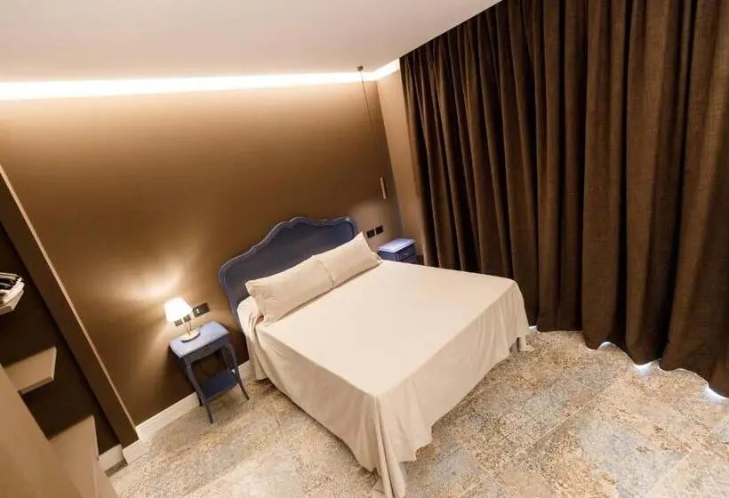 Juniorsviitti Järvinäkymä, Art Hotel Ventaglio