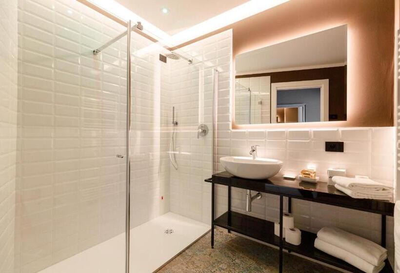 주니어 스위트 호수 전망, Art Hotel Ventaglio