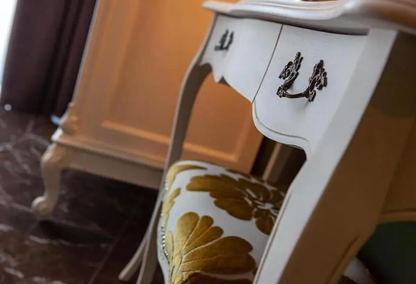Standard Yhden Hengen Huone Parveke, Art Hotel Ventaglio