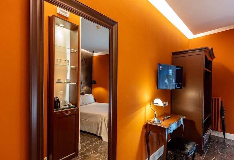 Superior room with lake view, Art Hotel Ventaglio