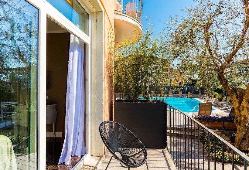 Четырехместный Номер Superior, Art Hotel Ventaglio