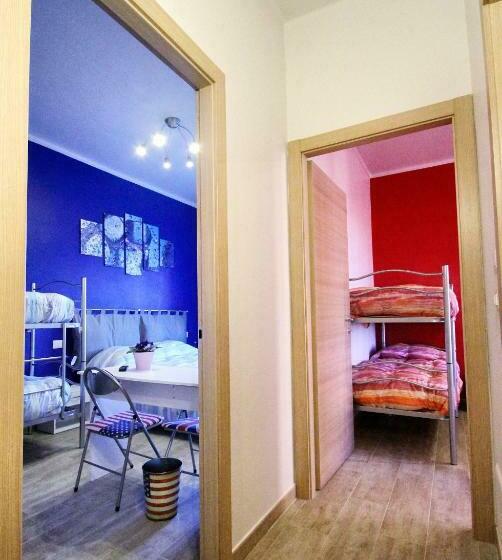 اتاق خانوادگی, B&b Il Rosso E Il Blu