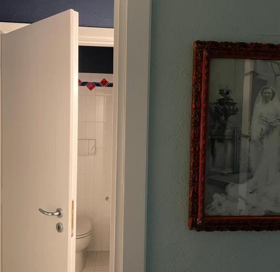 חדר סטנדרט לשלושה עם נוף לגינה, B&b Puntodivista