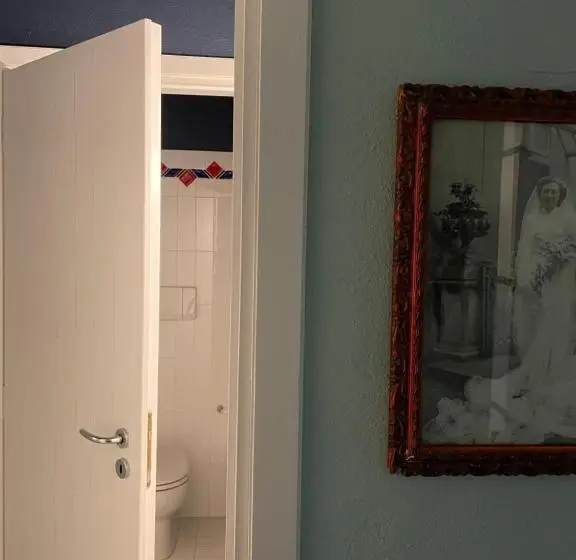 Standard Kolmen Hengen Huone Puutarhanäkymä, B&b Puntodivista