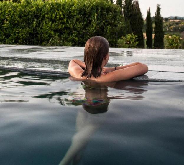 חדר סטנדרט לשלושה עם נוף לגינה, B&b Puntodivista