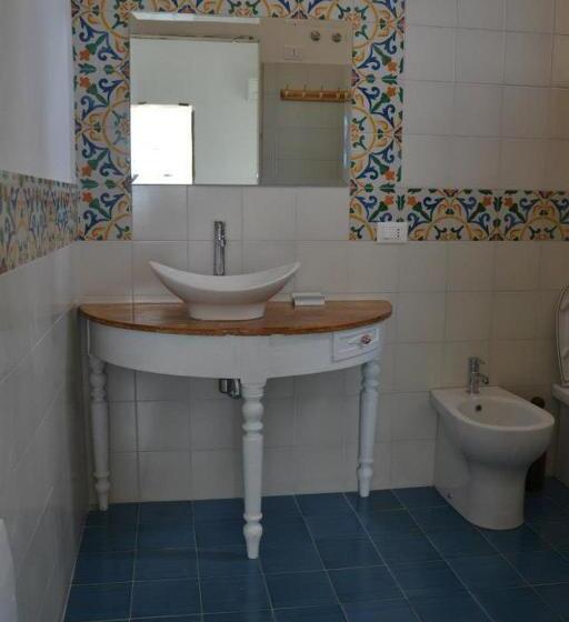 豪华海景房带阳台, B&b Talìa