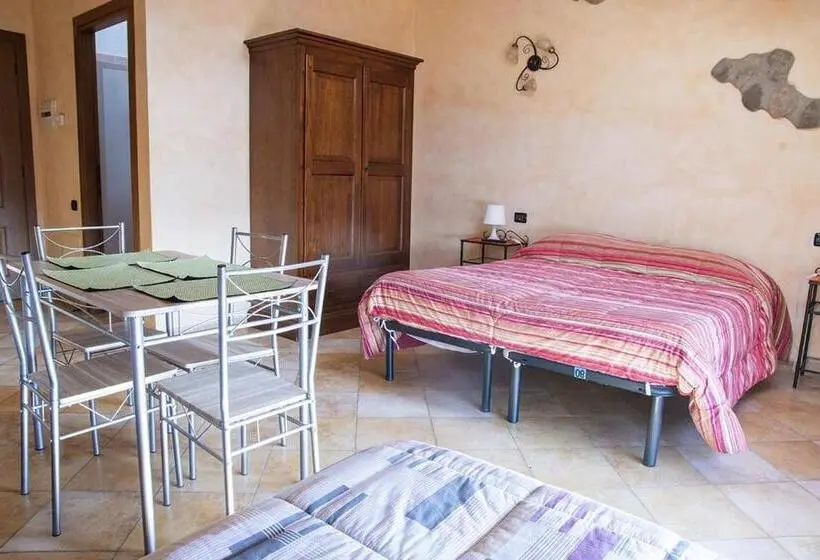 スタンダードスタジオ, Agriturismo Gaspari Farm