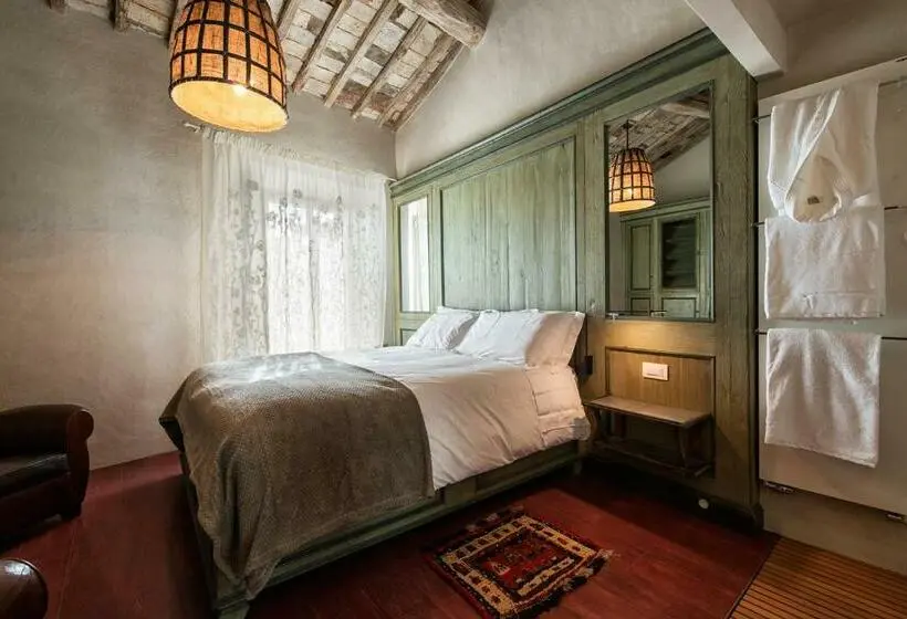 スーペリアールーム, Drogheria E Locanda Franci