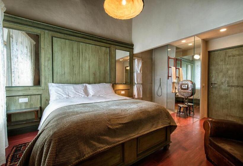 Superior Szoba, Drogheria E Locanda Franci