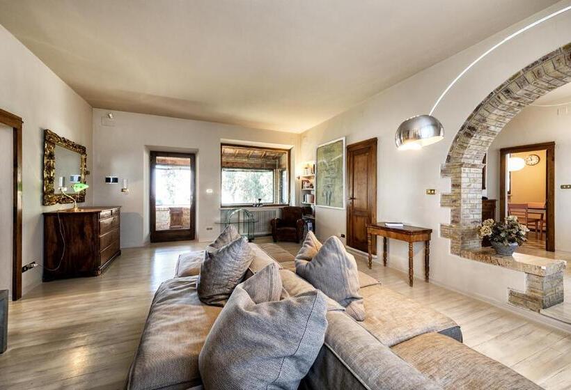 Egyszobás Villa, Drogheria E Locanda Franci