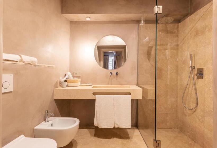 Deluxe Szoba Kilátással, Drogheria E Locanda Franci