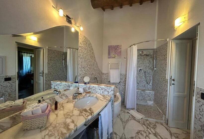 ガーデンビュースイート, La Corte Di Ronzano