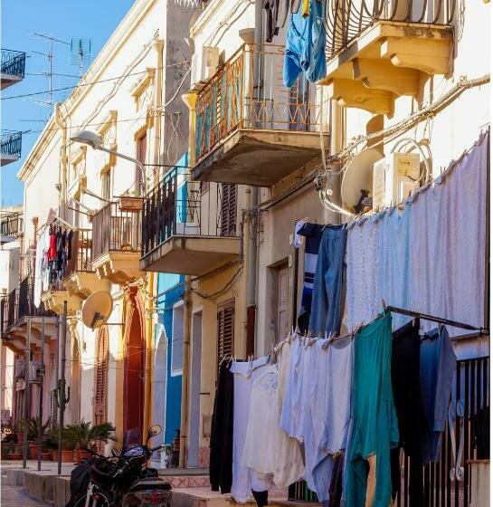 استودیوی لوکس, Sabrina Suite