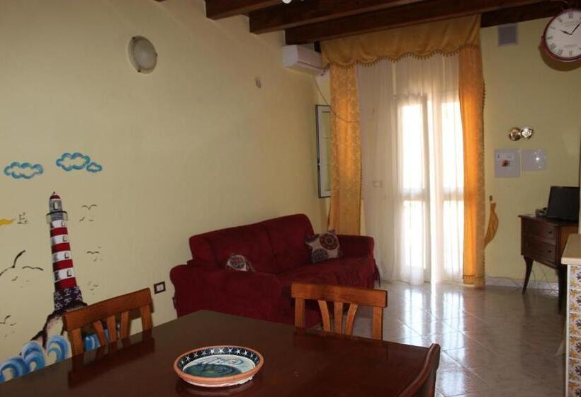 استودیوی لوکس, Sabrina Suite