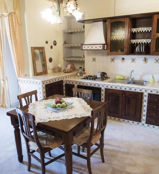 استودیوی لوکس, Sabrina Suite