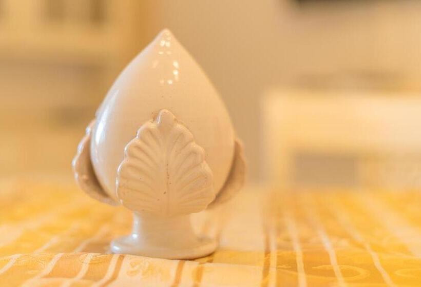 标准间, Villa Caramia