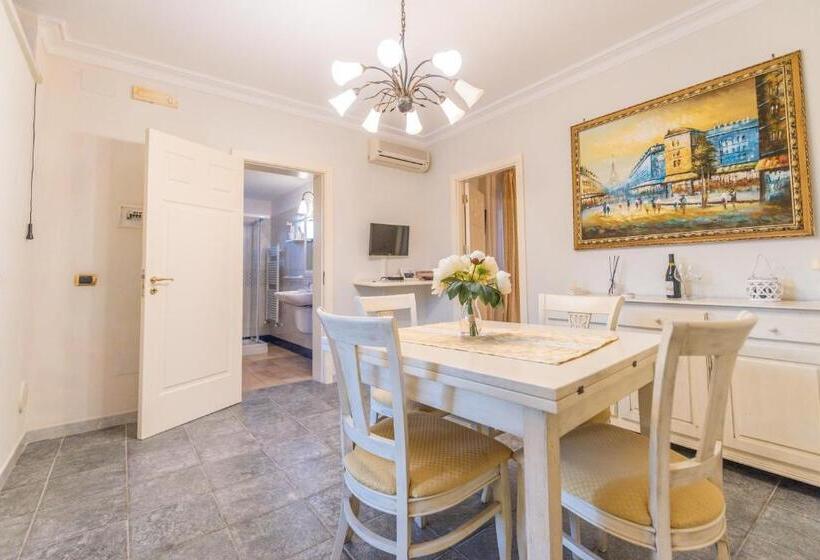 标准间, Villa Caramia