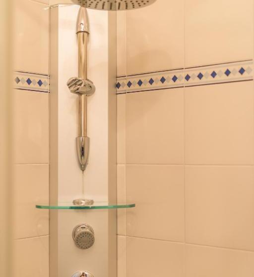 家庭套房, Villa Caramia