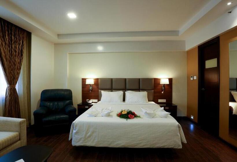 Suite, Fressotel Seetharam
